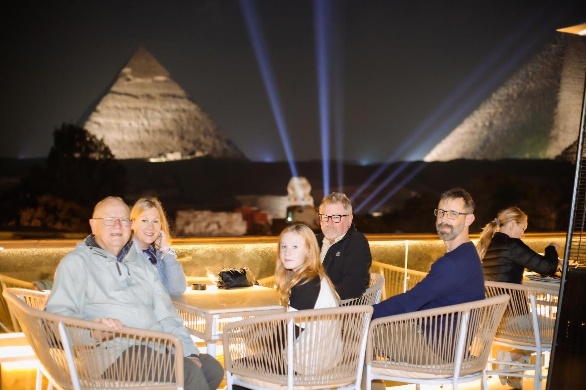 Tree Lounge Pyramids View Inn , Sphinx Giza Kafret el-Gabal Dış mekan fotoğraf