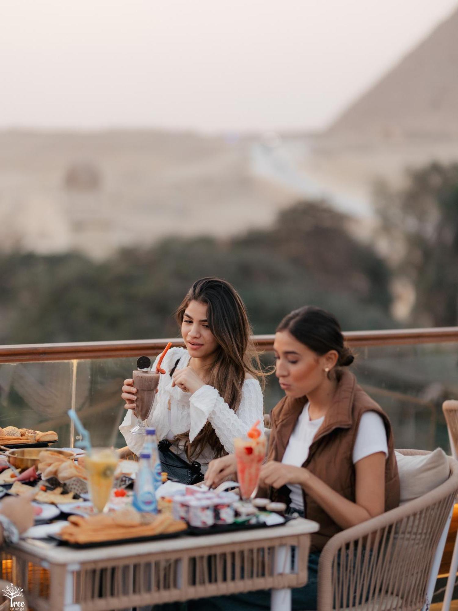 Tree Lounge Pyramids View Inn , Sphinx Giza Kafret el-Gabal Dış mekan fotoğraf